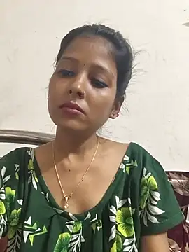Gud_girl_Nilu - Dildo in pussy