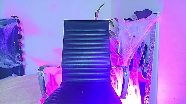 Violet_lombardi - sucks dildo and fucks pussy🔥🍆