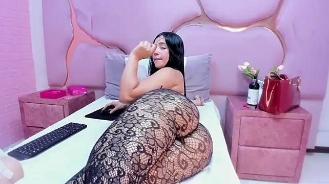 LaurendPink