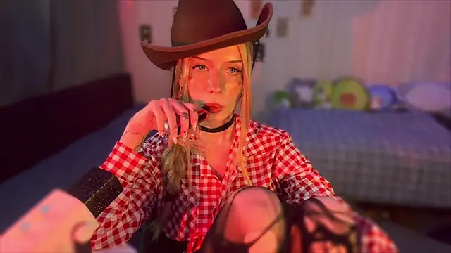 DellaCampbell - spank the naughty devil
