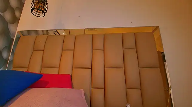 Mss_samy - SHAKE MY ASS AND RUB MY WET CLIT🎃🥵