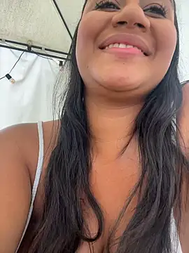 NayTorres - FUCK MY PUSSY WITH FINGERS IN PUBLIC