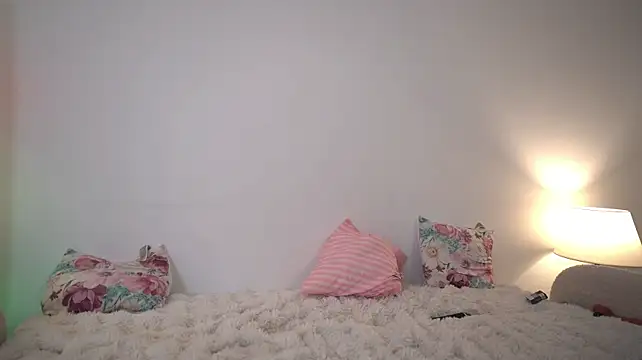 MariaAlep - Finngering my Arabic Pussy