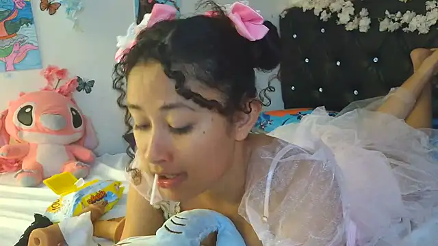 Milkdulce1 - Let's play, you have to guess the word