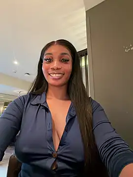 ___Nessa - Rub hard clit,moan&squirt public
