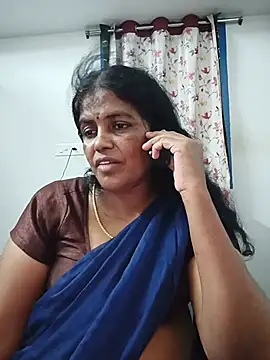 Sindhu_tamil00 - Boobs oil massage