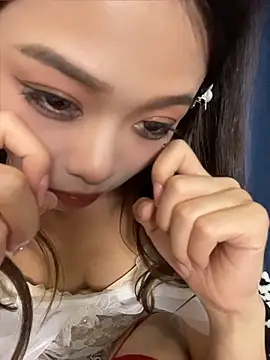 Emily-6868 - 完成目标全祼噴水