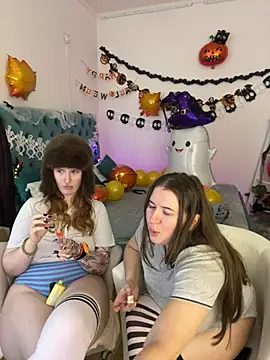 _HESOYAM - put on cool costumes