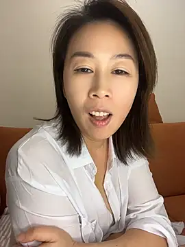 Nini188 - 精油抹胸