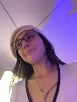 IvyLove7 - SPIT ON TITS AND PINCH NIPPLES