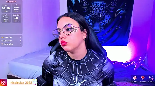 Nicolle_Ruizz - TWERK + SPANKING 🍑