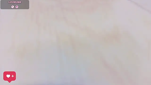 QiQi-Big - 小狗趴抬屁股摸摸小穴