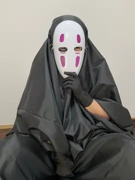 Sakina-07 - もう何でも仕込み済み🙆‍♀️ゴールしたらマント脱いで次のコスプレ👗