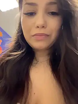Chloe__Moon - RISKY take off a bra in the store