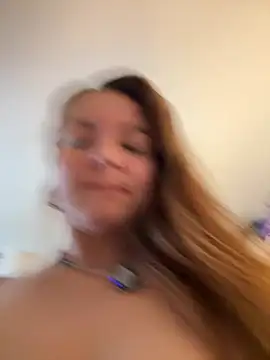 Viictoria-Jones - Plug Anal