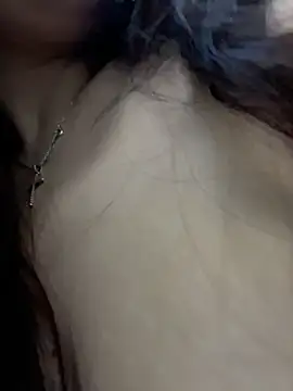 Chloe__Moon - RISKY take off a bra in the store