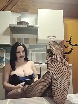 Luciferelili - VERSO LATTE TETTONE/MILK ON TITS.💦🩷
