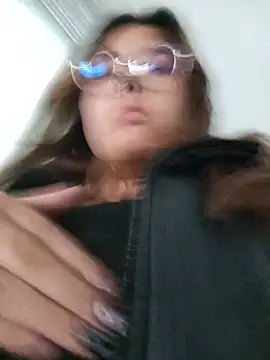 Sofia_Honey1 - Sticking your boobs out window 😳TICKET