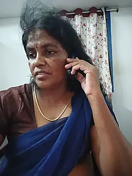 Sindhu_tamil00 - Boobs oil massage