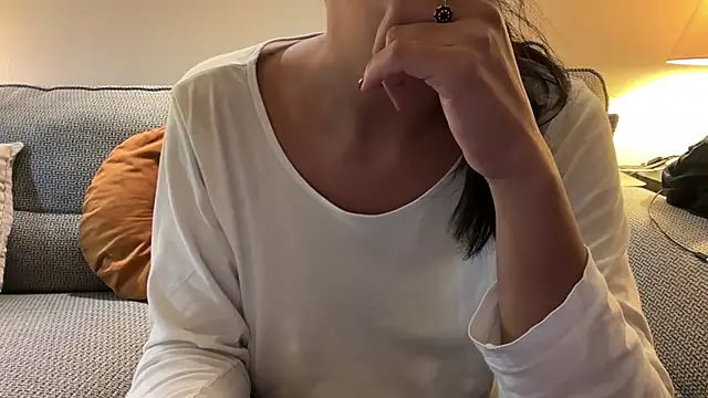 LasolitaAuri - 1h di☀️ LT sceglie abito 🎃 della 👸🏻
