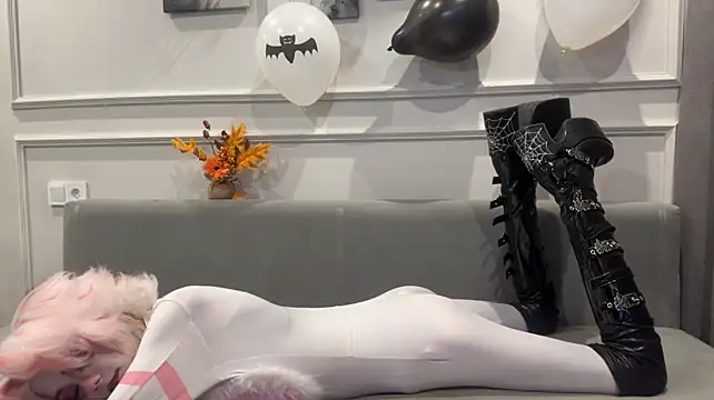 Baybik - Spank my sexy ass🍑