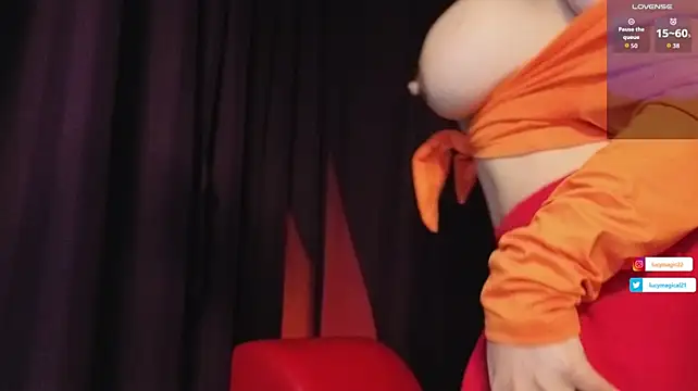Lucymagical1 - Fuck my ass with a toy