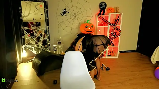 CaringSophie - Let’s be afraid together!