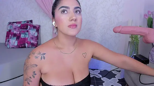 PaulinaDuarte - Fuck me in doggy + vibrate clit
