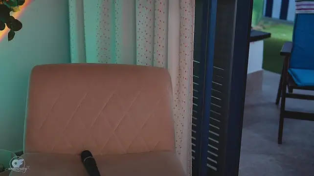Anabelcurvy - naked