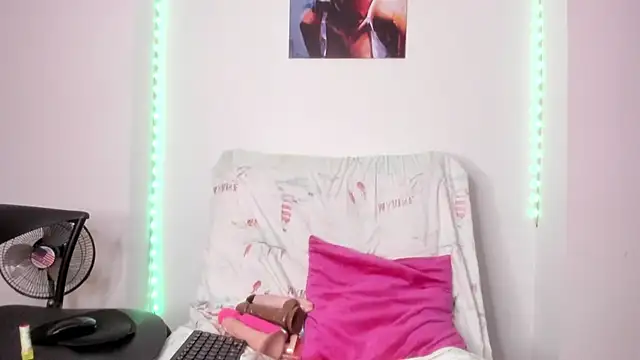 Sindy_castro - Oil boobs + boucing