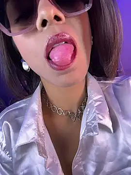 Ivy_the_goddess - PUSSY SLAP NUDE + LAST TIPR 5 MIN LUSH