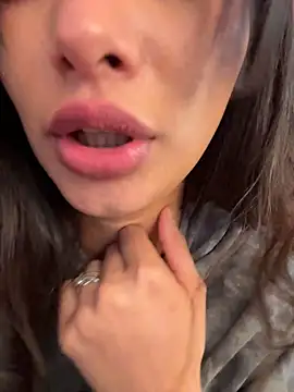 Evangelineroos - 1 finger on ass⭐