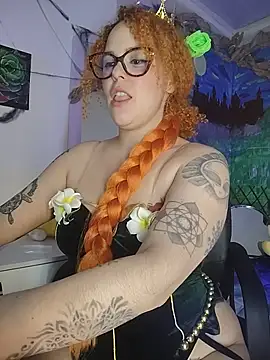 Alaska_colors7 - ride dildo n squirt