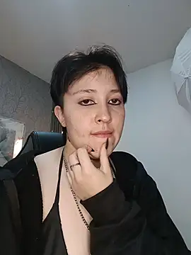 EllenJordan__ - whip the ass with a whip x 5 on doggy
