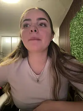 Imlindapink - Get naked in office 🔥🔥