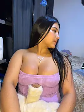 Samantha_firee - Oil or cream on my Tits 💧🍒