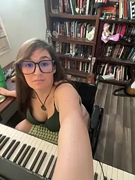 Adobe_Angel - Retire from camming to pursue Booktube