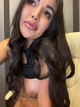 ANGELIKA7741 - dildo in pussy