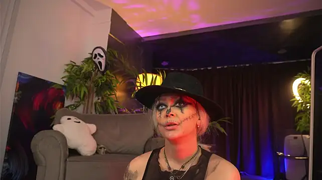 HotBustyBabeX - Naughty pussy ribs