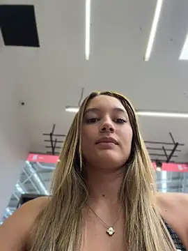 AnaCooper - Let me see your pretty tits