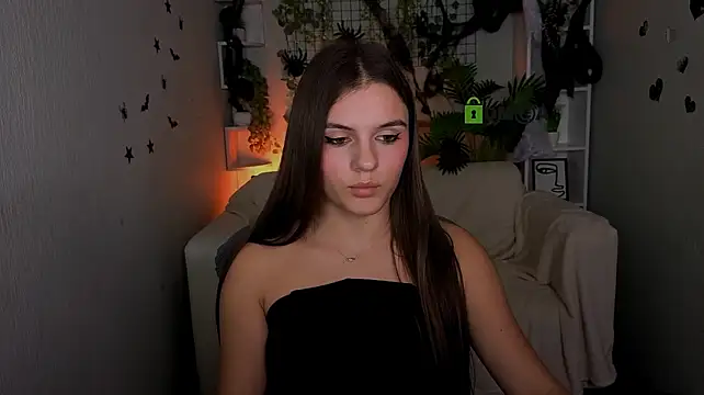 Lisa_dark_ - doggy in panties