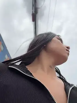 LilacNoir - 😈 FINGER PUSSY PUBLIC BATHROOM 😈