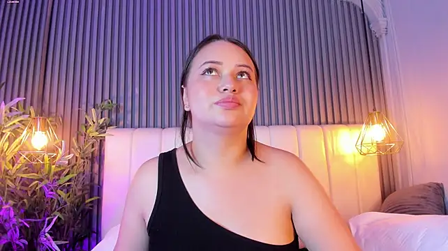 AnaisClark - Fingers with saliva in my ass