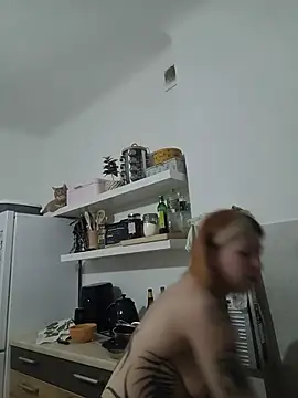 Divine_eve - top off and tits play