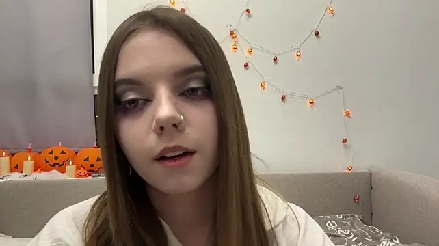 LisaPorse - show tongue + cute wink