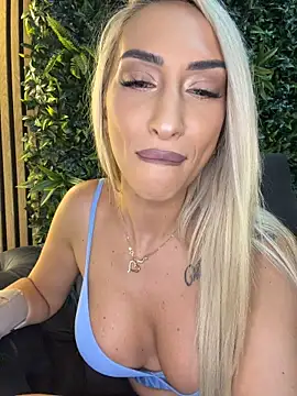 KelseyJunes - Fuck those holes rough 🥵🍑