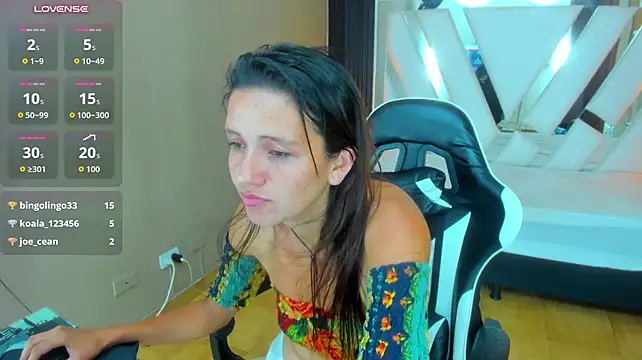 Miss_laiaa - great view of naked and yummy ass