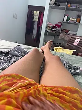Miss_kanika76 - Oil show ass