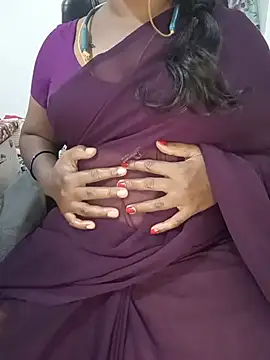 Tamil-hotwife - Oil massage on pussy