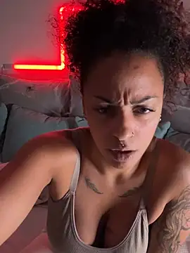 SweetPetiteNoir - 🎃Finger my Pussy Naked 🎃